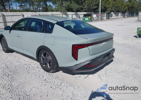 2025 Kia K4 Lxs z USA, uszkodzony, nr VIN 3KPFT4DE1SE040158